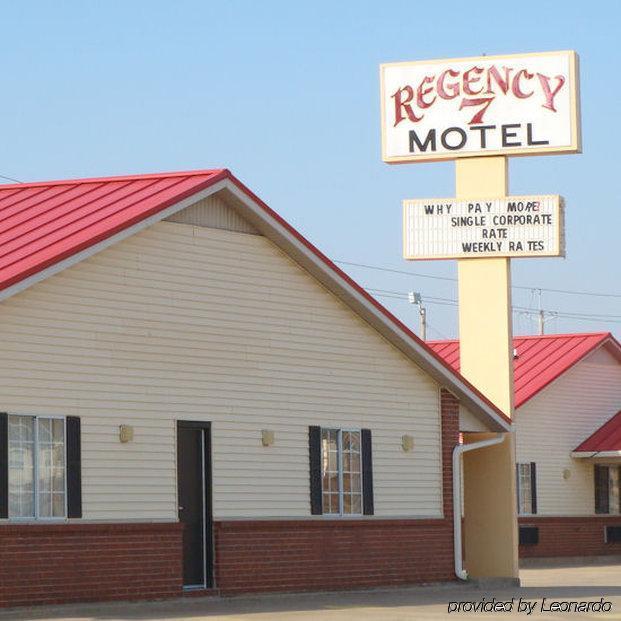 Regency 7 2* Fayetteville