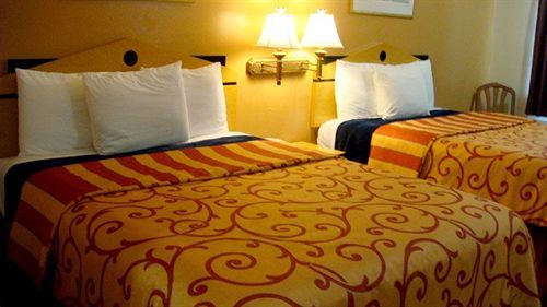 Regency 7 Motel