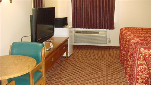 Regency 7 Motel