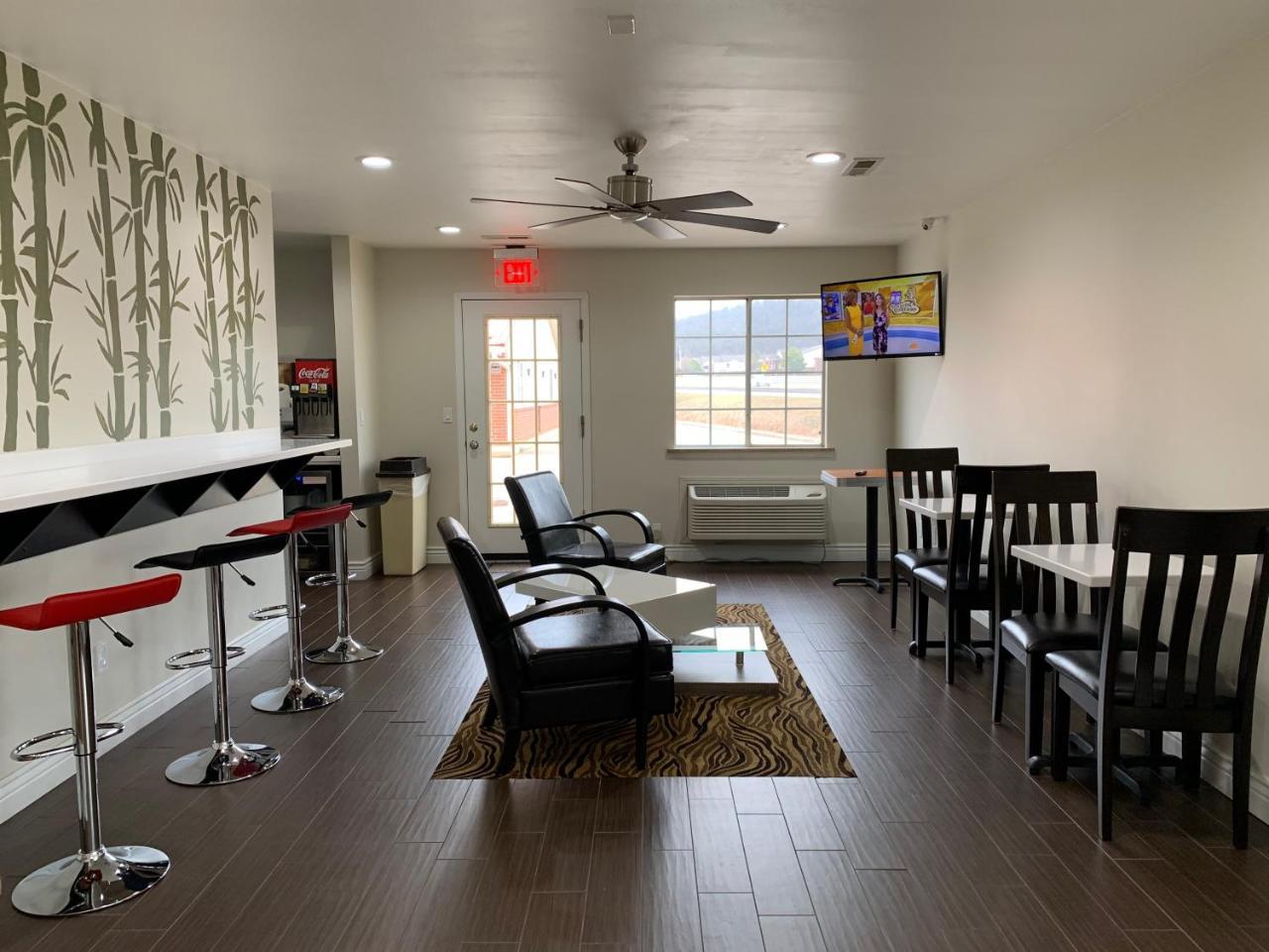 Regency 7 Motel Fayetteville