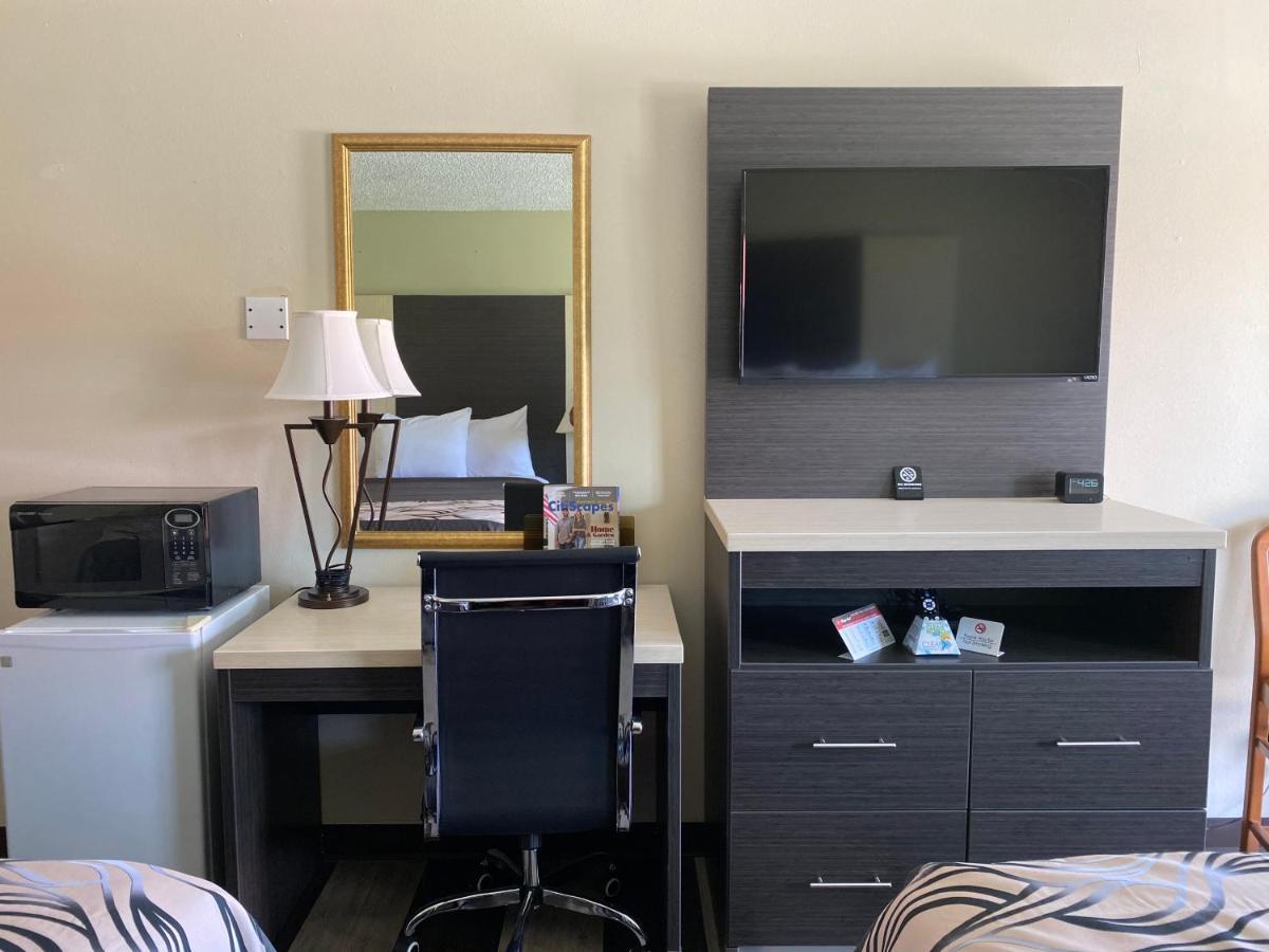 Regency 7 Fayetteville