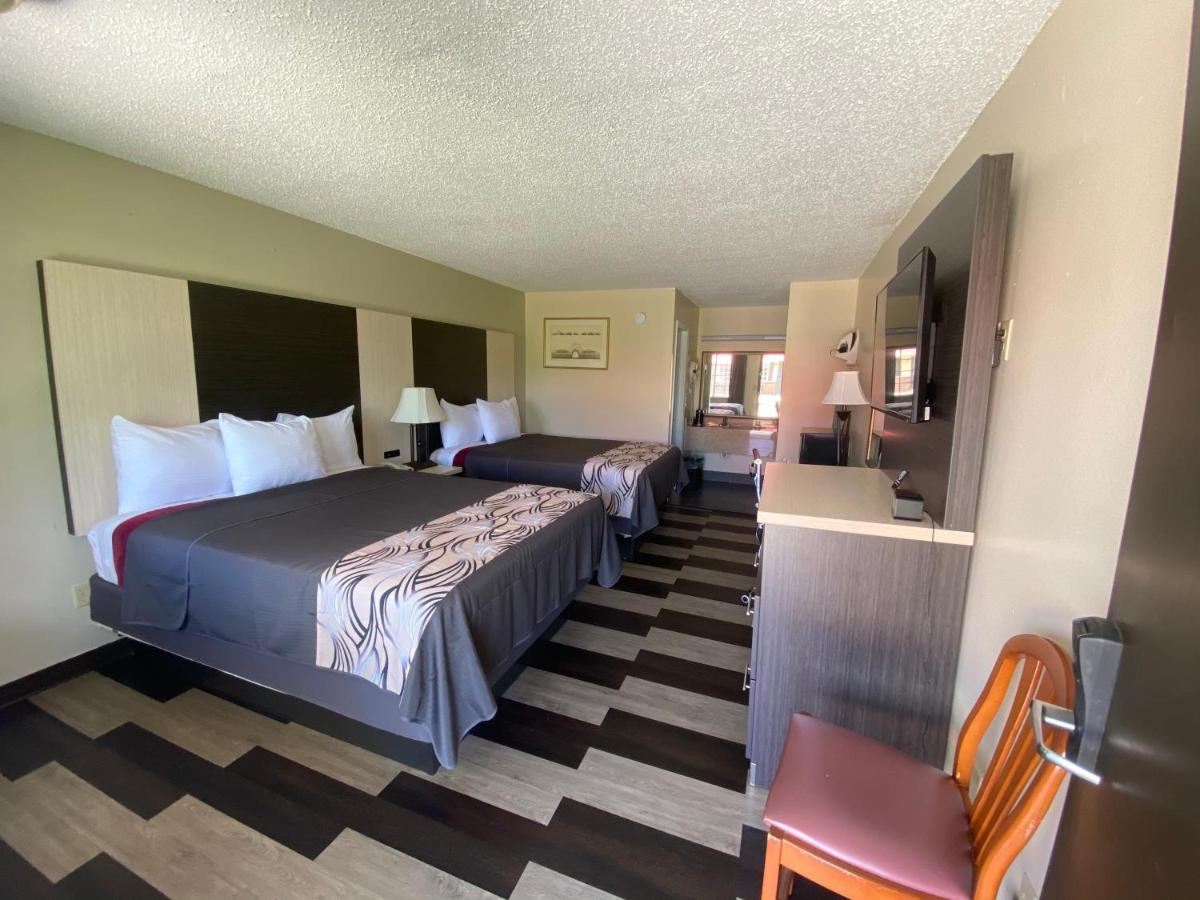 Motel Regency 7 Fayetteville